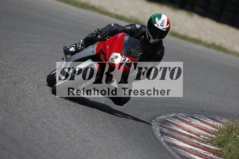 Archiv-2023/45 19.07.2023 Cornu Master School ADR/rouge-rot/34
